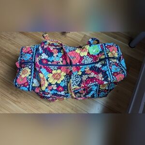 Vera Bradley large duffel bag in retired Happy Snails pattern